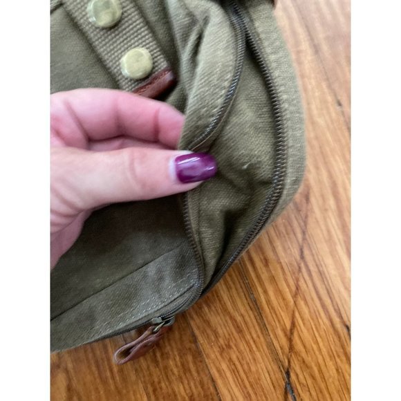 𝅺TROOP London cross body bag - Picture 9 of 10